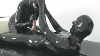 Un cazzo peloso in sara tommasi voglio porno gondola si infila nel dolce buco del culo di un'amante snella