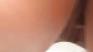 Guardia di sicurezza mette il voglio un film porno gratis cancro nel retro e scopa due bionde