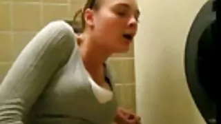 Ragazzo cazzo alla pecorina Giovane Amico In Figa voglio vedere un film hard gratis Vicino alla piscina