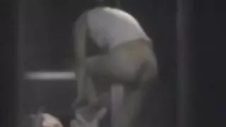 Sportivo babe sborrata da un piccolo cazzo voglio vedere un bel film porno nella Figa