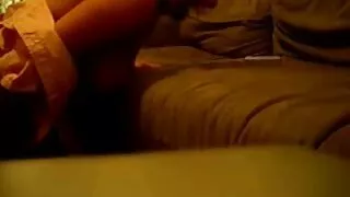 La segretaria tettona ha fatto visita al capo voglio vedere qualche film porno per servire il suo fallo