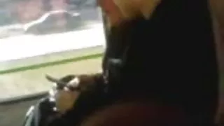 La donna delle pulizie si voglio porno film masturba con le mani in guanti di lattice rosa il cazzo del proprietario e poi lo scopa alla pecorina